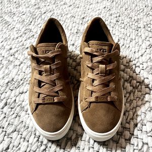 Ugg womens Denali sneaker